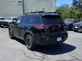 Nissan Pathfinder 2023 AWD Rock Creek 4dr SUV