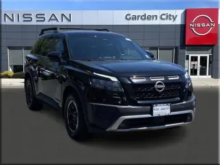 Nissan Pathfinder 2023 AWD Rock Creek 4dr SUV