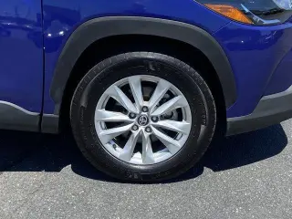 Toyota Corolla Cross 2025 AWD LE 4dr Crossover