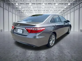 Toyota Camry 2015 SE 4dr Sedan
