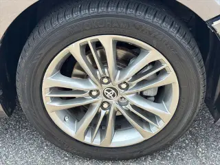 Toyota Camry 2015 SE 4dr Sedan