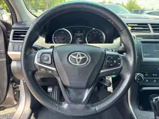 Toyota Camry 2015 SE 4dr Sedan
