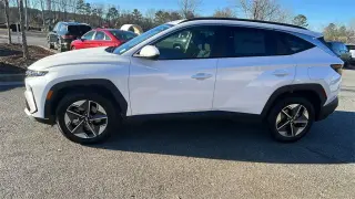 Hyundai TUCSON 2025 SEL 4dr SUV