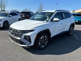 Hyundai TUCSON 2025 SEL 4dr SUV
