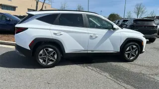 Hyundai TUCSON 2025 SEL 4dr SUV