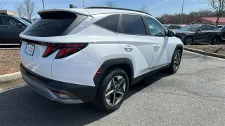 Hyundai TUCSON 2025 SEL 4dr SUV