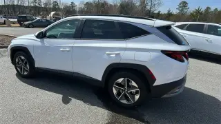 Hyundai TUCSON 2025 SEL 4dr SUV