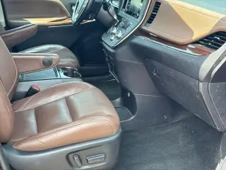Toyota Sienna 2019 AWD XLE 7-Passenger 4dr Mini-Van