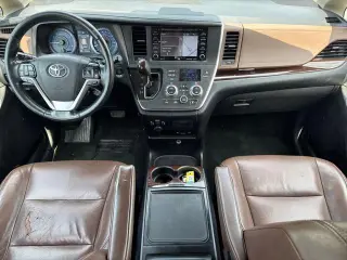 Toyota Sienna 2019 AWD XLE 7-Passenger 4dr Mini-Van