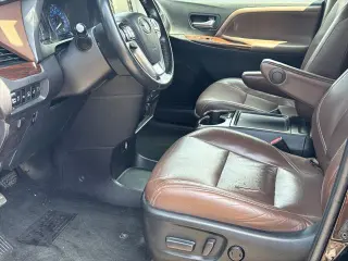 Toyota Sienna 2019 AWD XLE 7-Passenger 4dr Mini-Van