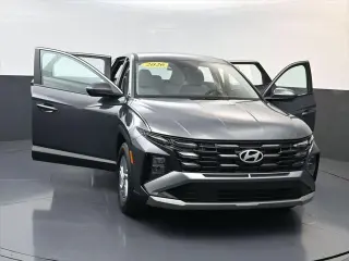 Hyundai TUCSON 2026 SE 4dr SUV