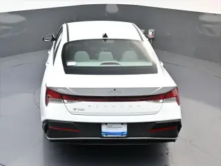 Hyundai ELANTRA 2026 SE 4dr Sedan