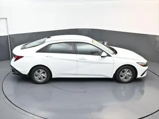 Hyundai ELANTRA 2026 SE 4dr Sedan
