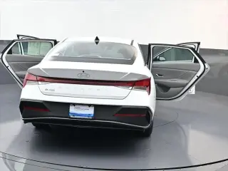 Hyundai ELANTRA 2026 SE 4dr Sedan