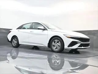 Hyundai ELANTRA 2026 SE 4dr Sedan