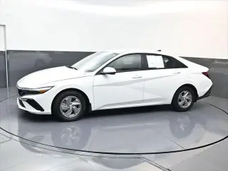 Hyundai ELANTRA 2026 SE 4dr Sedan