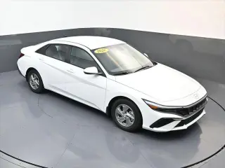 Hyundai ELANTRA 2026 SE 4dr Sedan