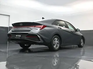 Hyundai ELANTRA 2026 SE 4dr Sedan
