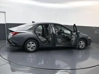 Hyundai ELANTRA 2026 SE 4dr Sedan