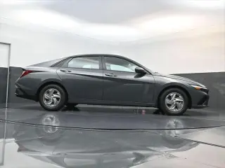 Hyundai ELANTRA 2026 SE 4dr Sedan