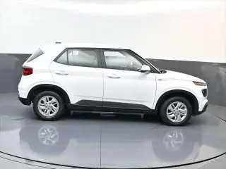 Hyundai VENUE 2026 SE 4dr Crossover