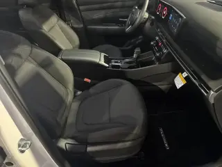 Hyundai TUCSON 2025 SEL 4dr SUV