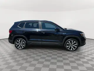 Volkswagen Taos 2024 SE 4dr SUV