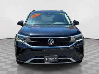 Volkswagen Taos 2024 SE 4dr SUV