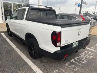 Honda Ridgeline 2021 AWD Black Edition 4dr Crew Cab 5.3 ft. SB