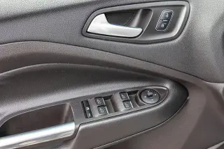 Ford C-MAX Energi 2017 SE 4dr Wagon