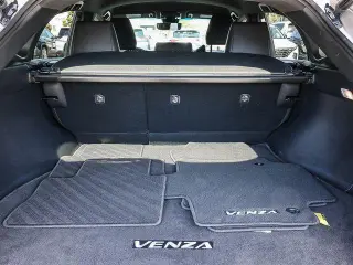 Toyota Venza 2022 AWD XLE 4dr Crossover
