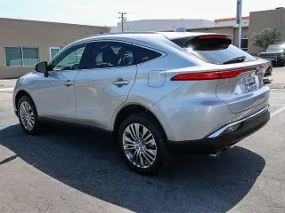 Toyota Venza 2022 AWD XLE 4dr Crossover