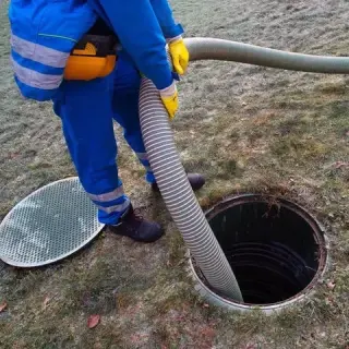 LIMPIEZA Y TODO FOSAS SÉPTICAS