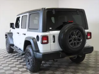 Jeep Wrangler 2024 4x4 Sport 4dr SUV