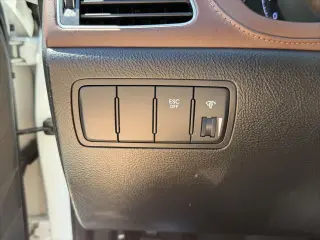 Hyundai Genesis 2013 3.8L 4dr Sedan