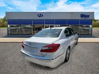 Hyundai Genesis 2013 3.8L 4dr Sedan