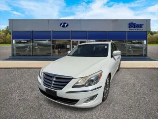 Hyundai Genesis 2013 3.8L 4dr Sedan