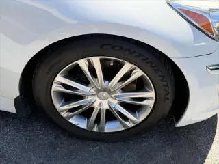 Hyundai Genesis 2013 3.8L 4dr Sedan