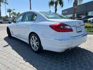 Hyundai Genesis 2014 3.8L 4dr Sedan