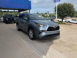 Toyota Highlander 2020 LE 4dr SUV
