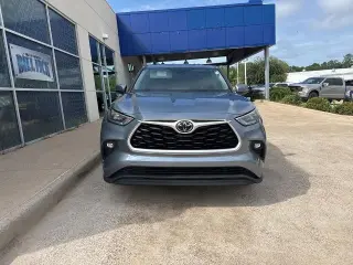 Toyota Highlander 2020 LE 4dr SUV