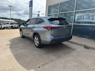 Toyota Highlander 2020 LE 4dr SUV
