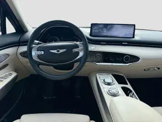 Genesis GV70 2023 AWD 2.5T Standard 4dr SUV