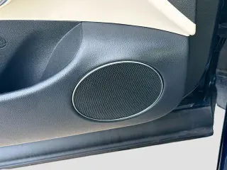 Genesis GV70 2023 AWD 2.5T Standard 4dr SUV