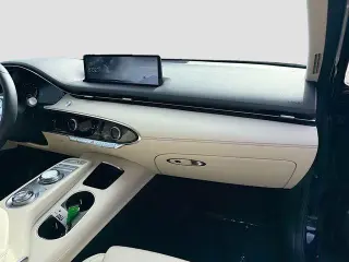 Genesis GV70 2023 AWD 2.5T Standard 4dr SUV