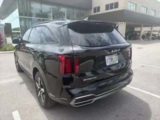 Kia Sorento 2023 S 4dr SUV
