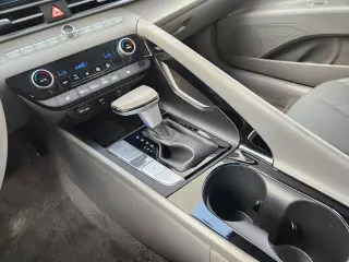 Hyundai ELANTRA 2025 SEL Convenience 4dr Sedan