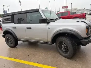 Ford Bronco 2022 4x4 Base 4dr SUV