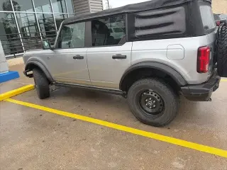 Ford Bronco 2022 4x4 Base 4dr SUV