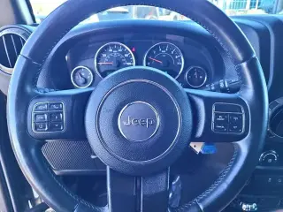 Jeep Wrangler Unlimited 2016 4x4 Sport S 4dr SUV